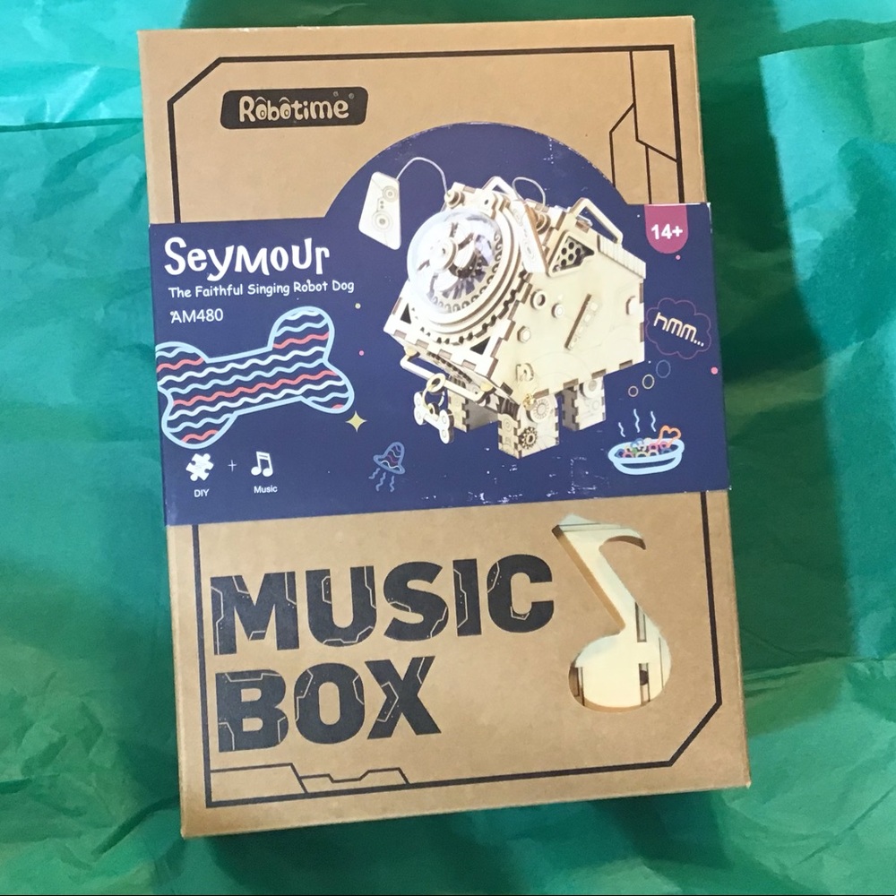 Robotics Music Box, DIY, New in box, Seymour Dog